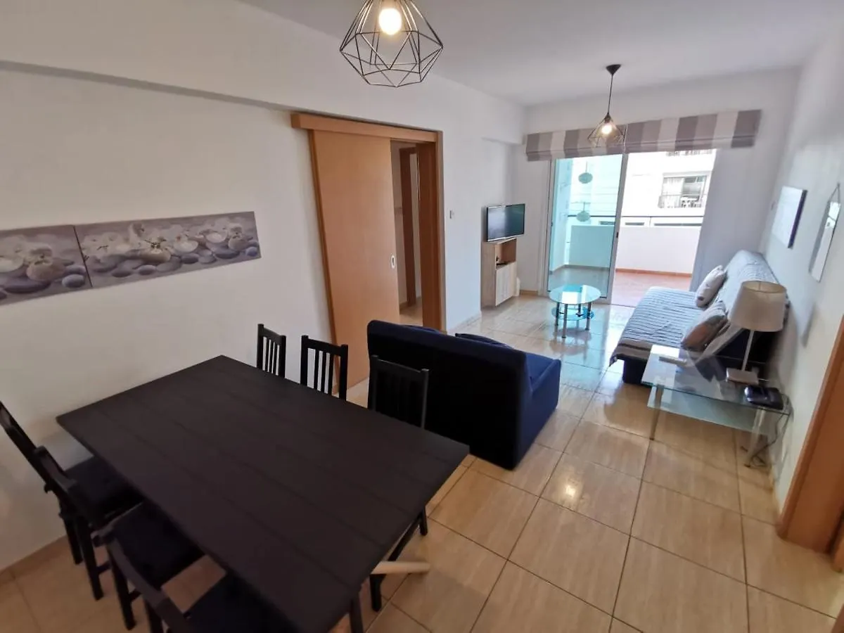 Appartamento Carisa Downtown With Rooftop Pool