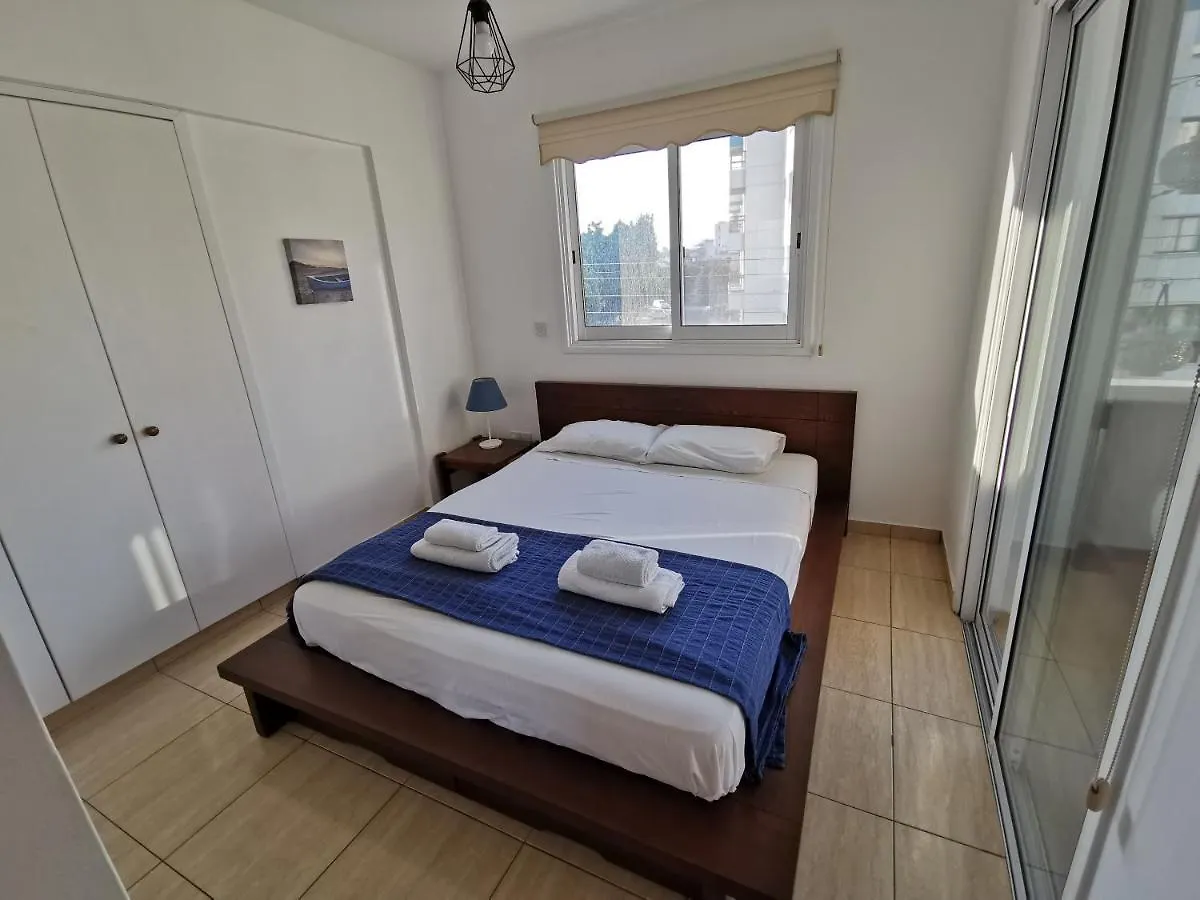 Carisa Downtown With Rooftop Pool Apartment